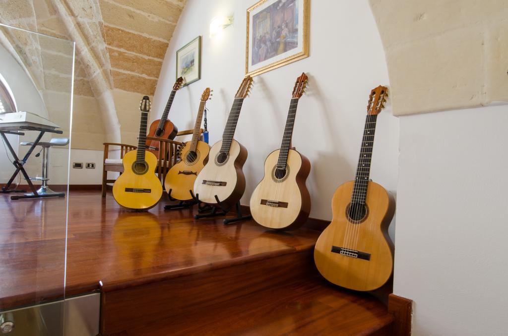 B&B L'Antica Rimessa Lecce Extérieur photo