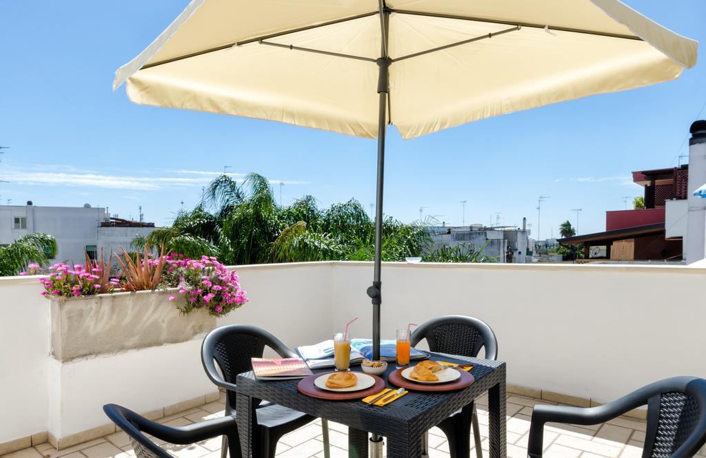 B&B L'Antica Rimessa Lecce Extérieur photo