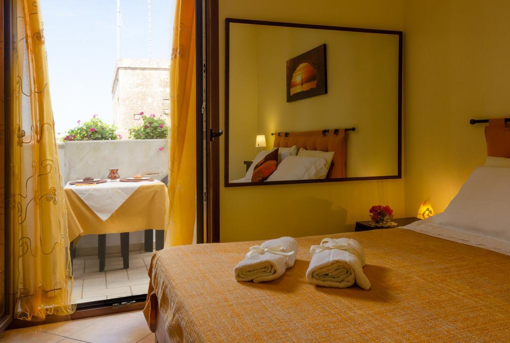 B&B L'Antica Rimessa Lecce Extérieur photo