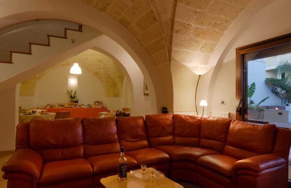 B&B L'Antica Rimessa Lecce Extérieur photo