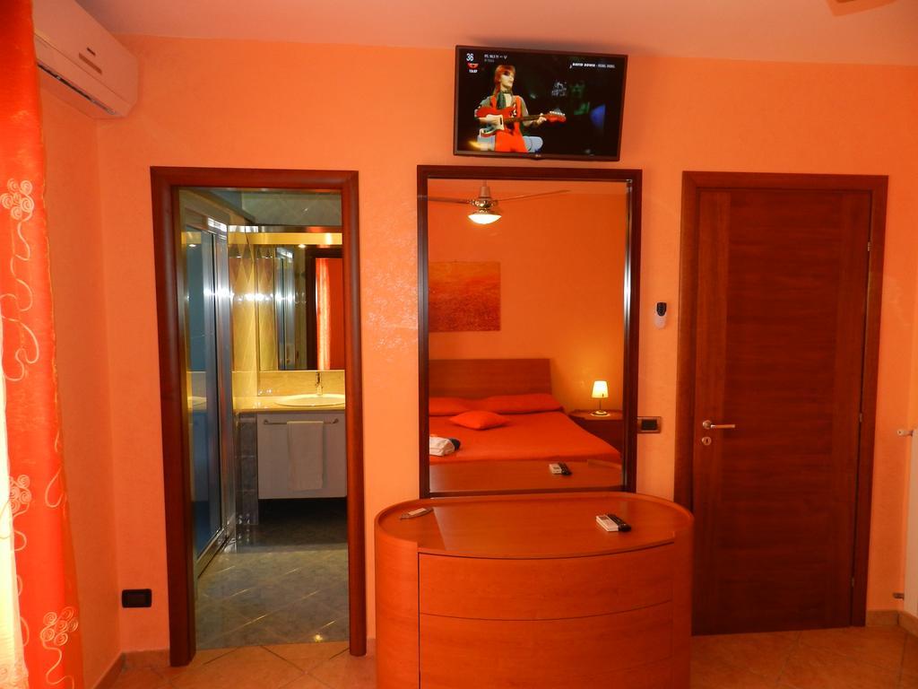 B&B L'Antica Rimessa Lecce Extérieur photo