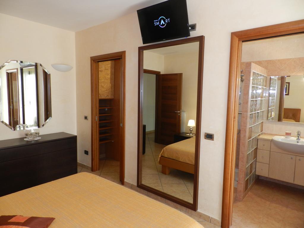 B&B L'Antica Rimessa Lecce Extérieur photo