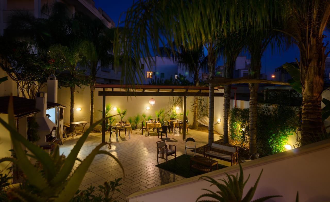 B&B L'Antica Rimessa Lecce Extérieur photo