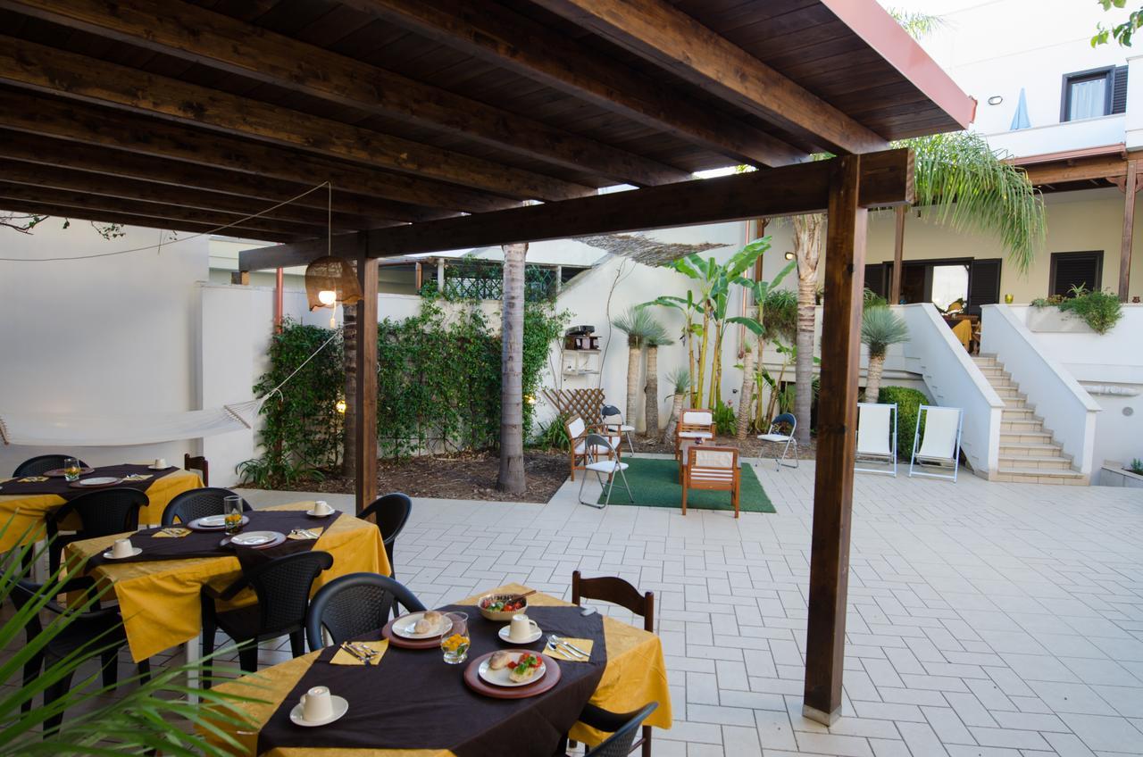 B&B L'Antica Rimessa Lecce Extérieur photo
